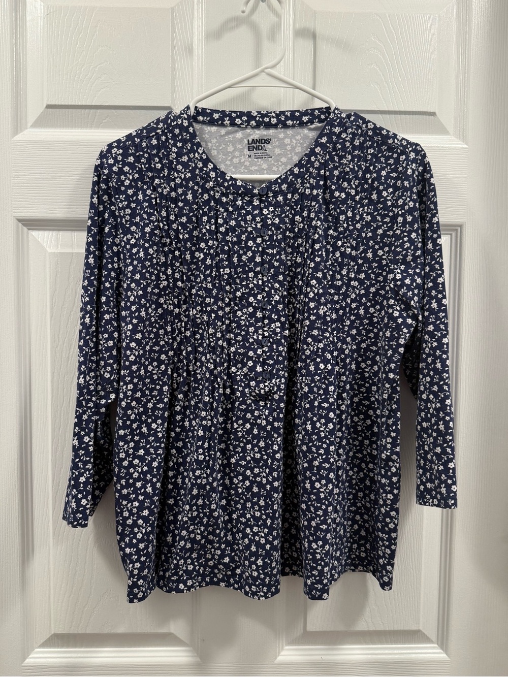 Lands' End Navy Floral 3/4-Sleeve Peasant Women's Top size M